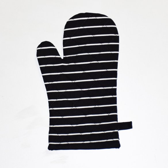 Set de Delantal + Agarrador + Manopla negro con rayas blancas