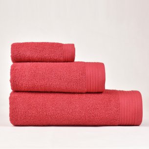 Juego toallas de baño rojo Basic de algodón 100%.