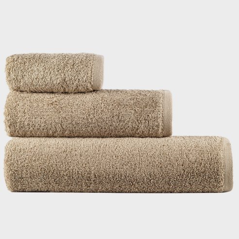 Toalla de baño beige lisa de algodón 100%